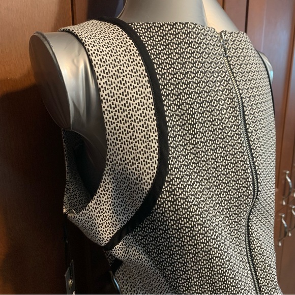 SALE!! Back zip Alix dress Montreal designer NWT.     7 - Picture 8 of 17